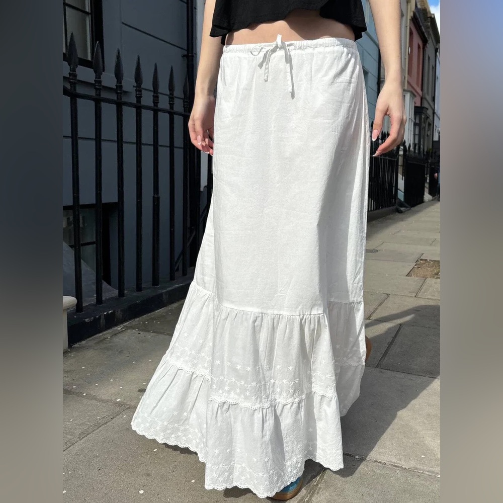 NWOT Brandy Melville Olive Skirt